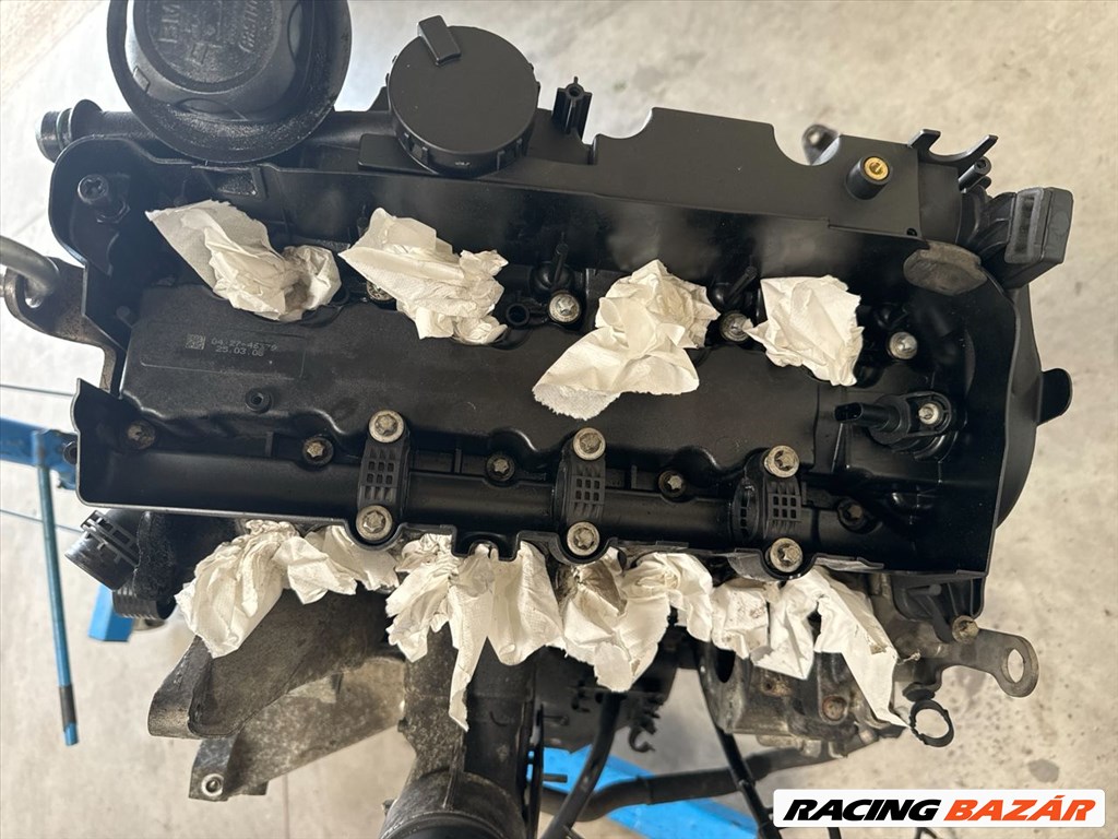 BMW N47D20A Motor blokk E90 E91 E92 E83 E60 E61  4. kép