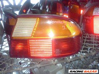 Ford Mondeo Mk1 Jobb Hátsó lámpa *657*