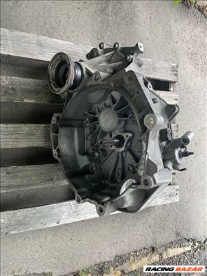 Vw Golf V 1.4 16V váltó JHU