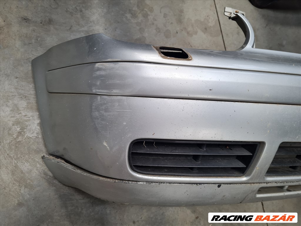 Volkswagen Golf IV első lökhárító, lámpamosós LA7W 2. kép