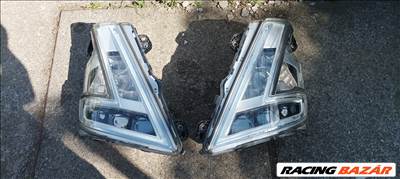 Volvo FH5, FH4, FM stb led fényszóró eladó. 23752678