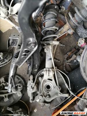 Volkswagen Passat B8, Skoda Superb III, Volkswagen Tiguan II csonkállvány  5q0407253a 5q0407257