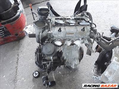 AZQ kódú Volkswagen Polo 9N 1.2 motor