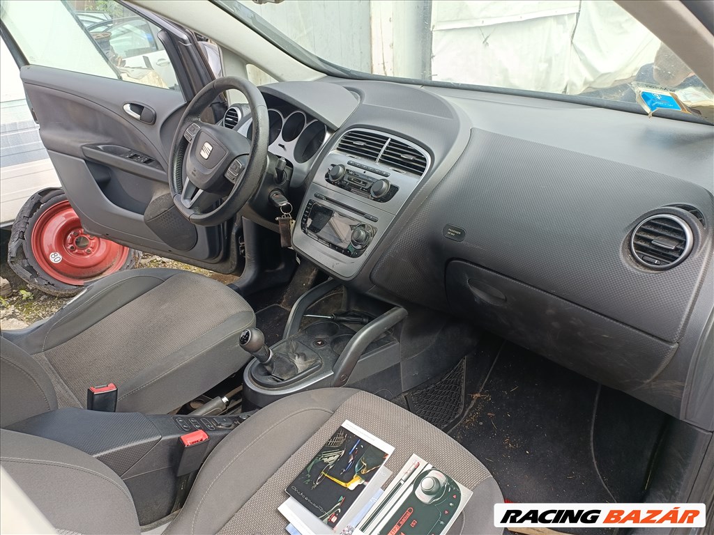 Seat Altea XL 1.6Tdi(CAYC652416) bontott alkatrészei, LW7Z színben eladók 11. kép