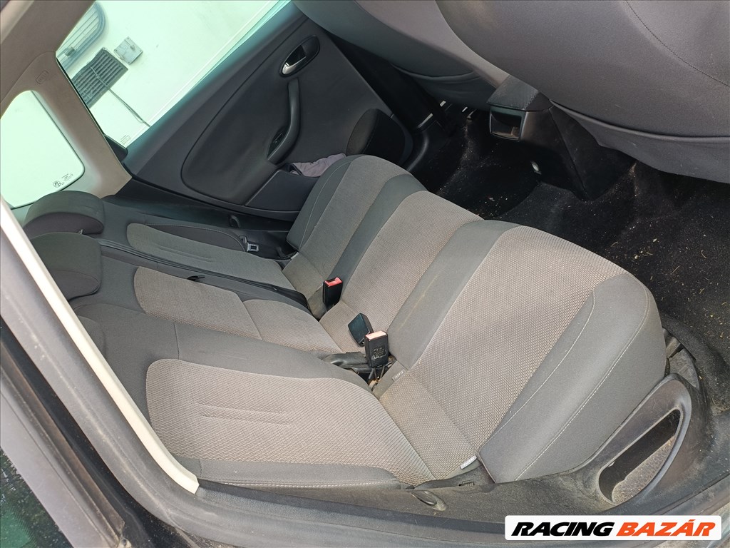 Seat Altea XL 1.6Tdi(CAYC652416) bontott alkatrészei, LW7Z színben eladók 13. kép