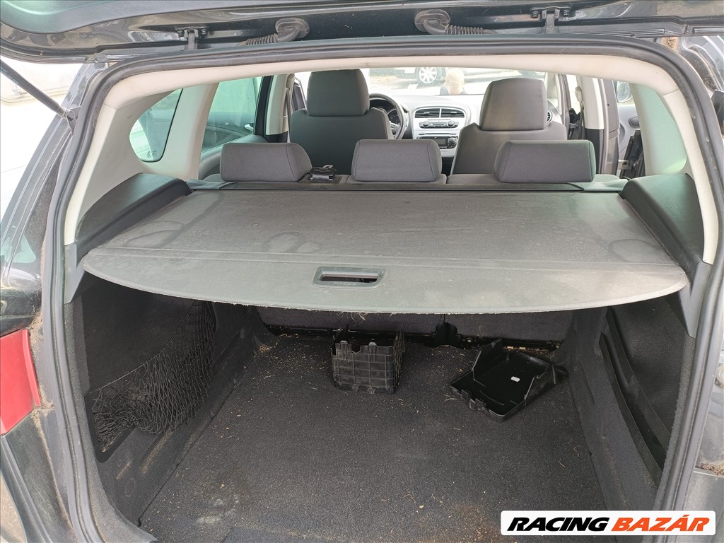 Seat Altea XL 1.6Tdi(CAYC652416) bontott alkatrészei, LW7Z színben eladók 14. kép