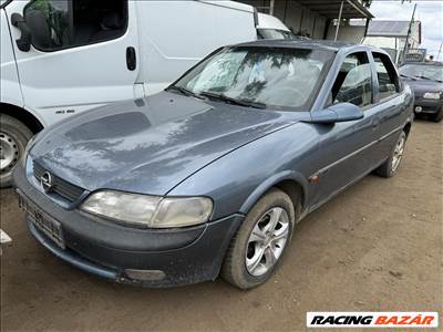 Opel Vectra B 2.0 -X16XEL- bontott alkatrészei