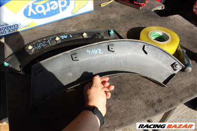 Toyota RAV4 III 2006-2013 hátsó sárvédő szélesítés