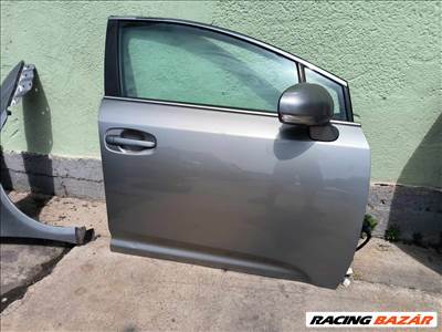 Toyota Avensis (T270) Jobb első Ajtó (részeivel)