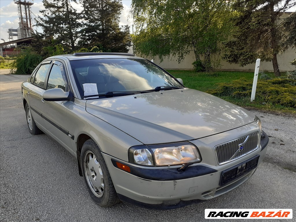 Volvo s80 motorháztető eleje lámpa lökhárító stb 1. kép
