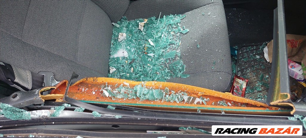 Volvo S40 bontásra egyben eladó 2. kép