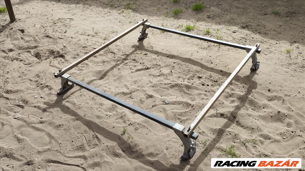 Thule tetőcsomagtartó 110 x 100 cm 2. kép