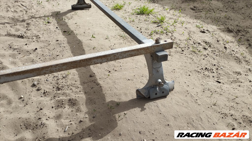 Thule tetőcsomagtartó 110 x 100 cm 8. kép