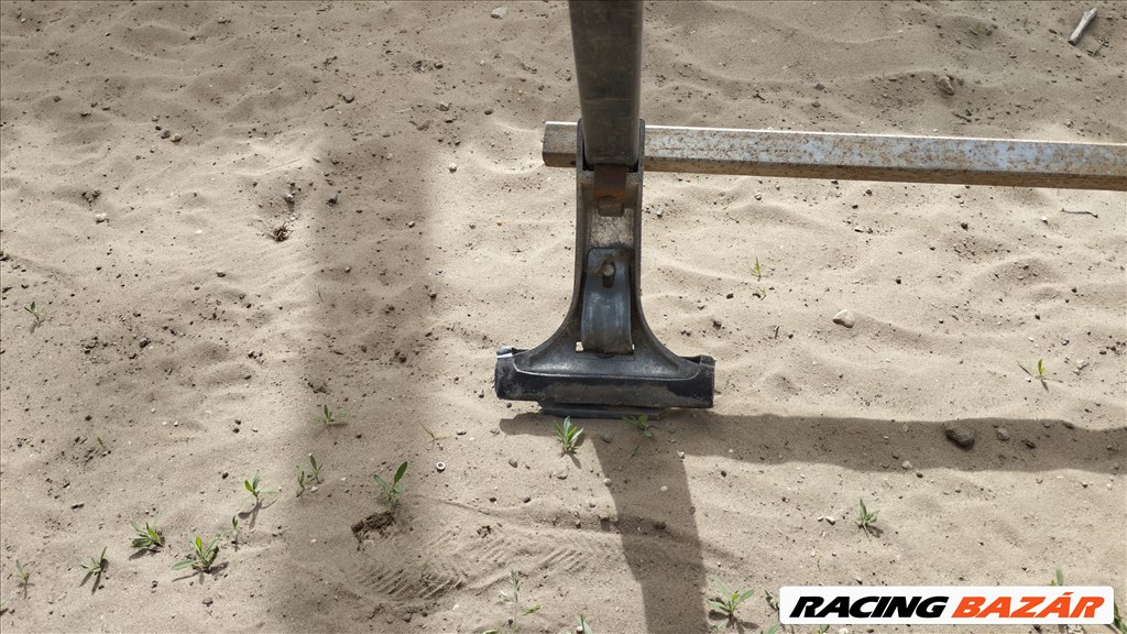 Thule tetőcsomagtartó 110 x 100 cm 11. kép