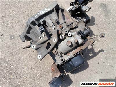 Toyota Yaris (XP10) Váltó (mechanikus) toyota1nd