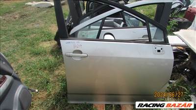 Toyota Corolla Verso 2005 jobb első ajtó kompletten tükör nélkül (1429)