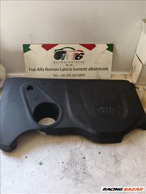 Jeep Renegade motorburkolat 