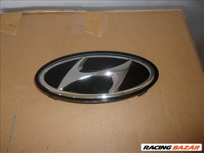 HYUNDAI I20 hűtő díszrács embléma 2021- 86380-Q0000
