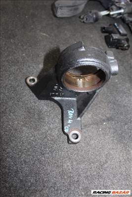 Toyota RAV4 III 2006-2013 féltengely tartó konzol