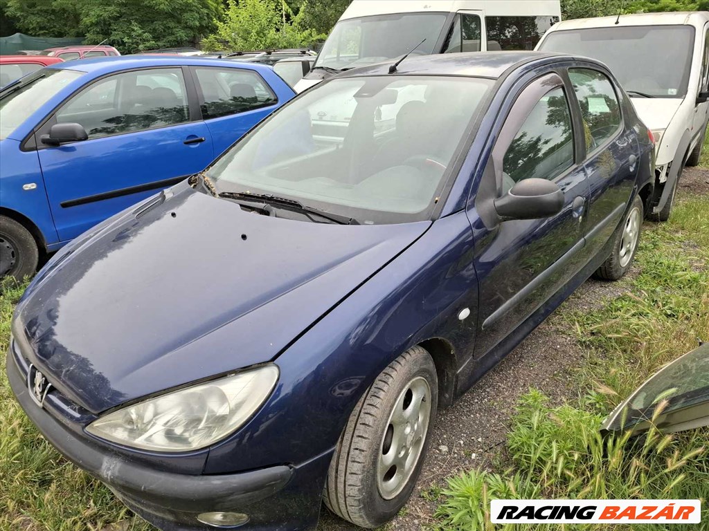 Peugeot 206 bontott alkatrészei 2. kép