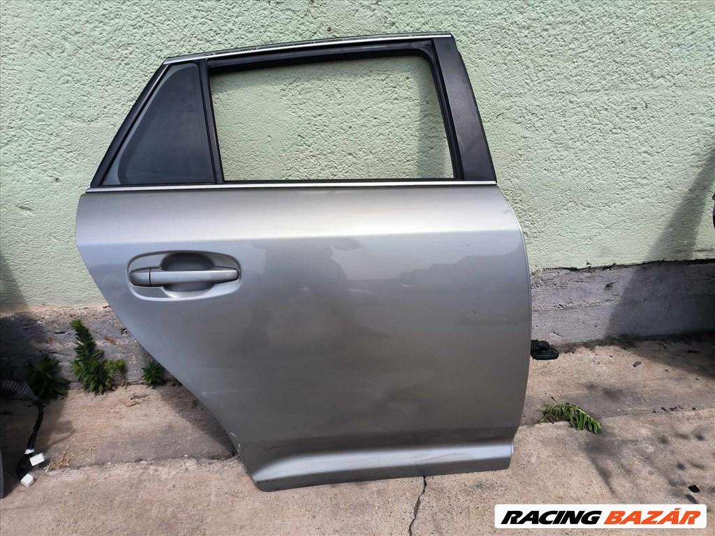 Toyota Avensis (T270) Jobb hátsó Ablak 3. kép