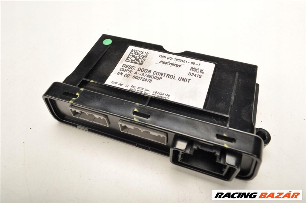 Tesla Model S ajtó vezérlő modul 100310100e 3. kép