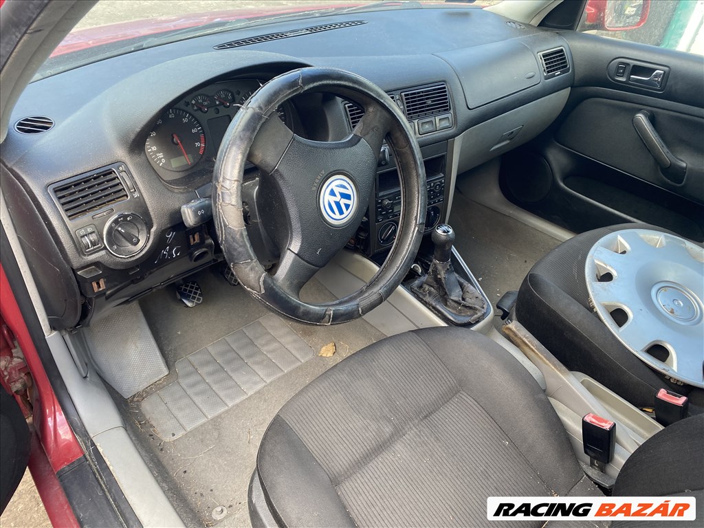 Volkswagen Bora 1.6i bontott alkatrészei 3. kép