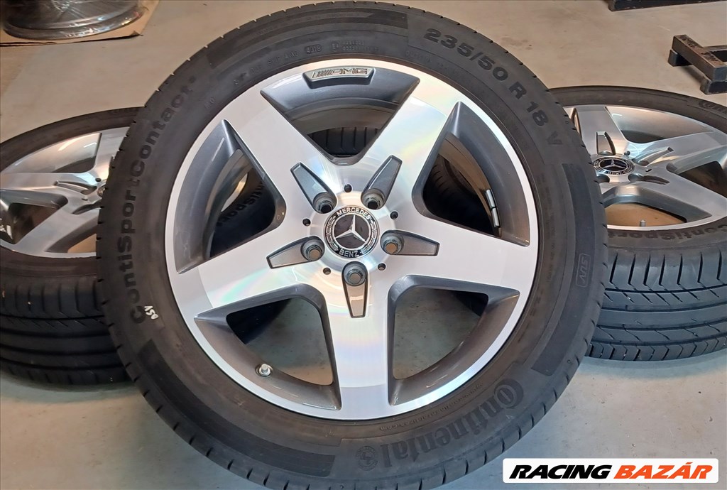 Mercedes AMG W156 GLA 5x112 7x18 235/50 R18 nyári gumikkal 4db 1. kép