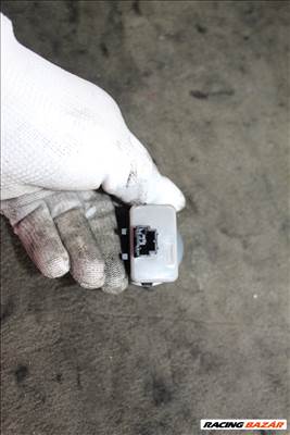 Kia Carens 2017 légzsák kapcsoló