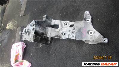 Seat Leon 5F  2.0D 2015 Generátor tartó bak 04L903143B