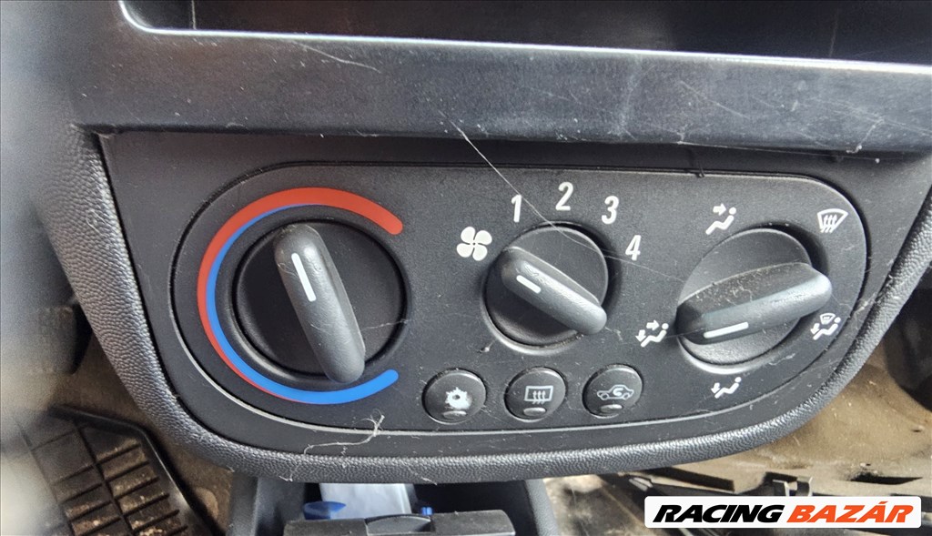 Opel Combo C Fütés kapcsoló klimás  1. kép
