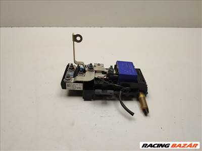 Mercedes A-osztály W176 biztosítéktábla  a2465401850