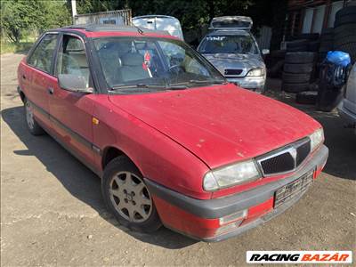 Lancia Delta 1.6i bontott alkatrészei