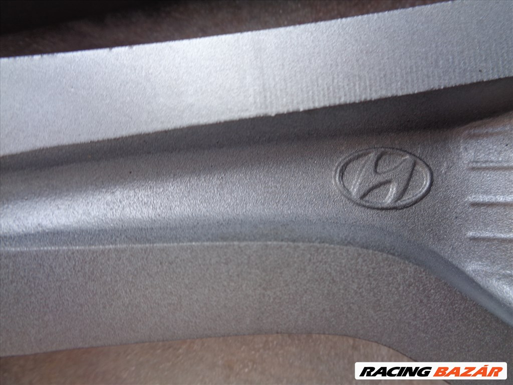 Új Hyundai Gyári alufelni 17-es, nyomás szenzorral, eladó.  6. kép