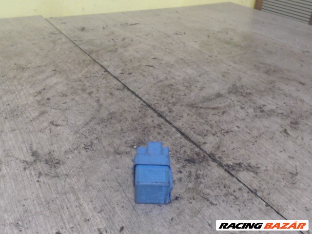 NISSAN PRIMERA P11 96.10-99.09 Relé 1. kép