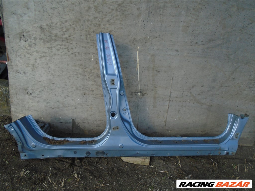 Honda Civic VIII küszöb  1. kép