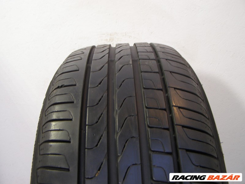 Pirelli Cinturato P7 215/55 R17  1. kép