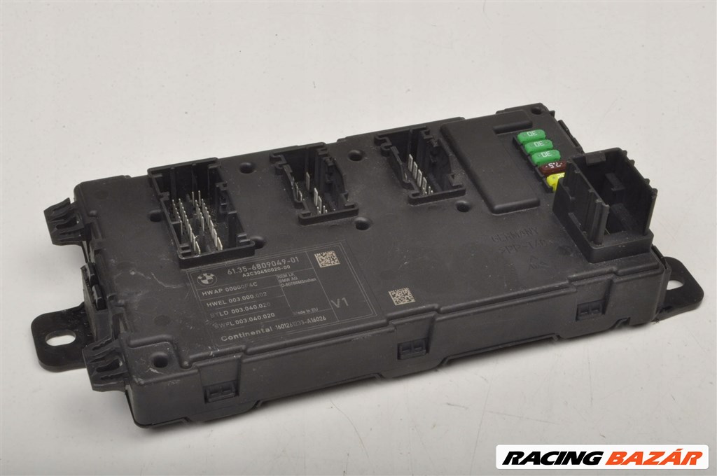 BMW 1-es sorozat F20, F21 REM modul biztosítéktábla 6809049 1. kép