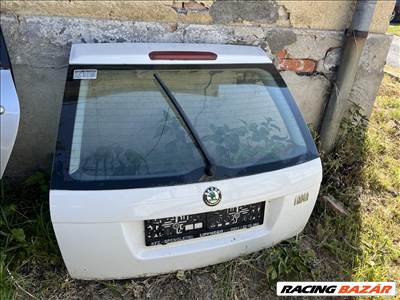 Skoda Fabia I csomagtérajtó 