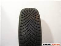 Hankook W462 215/60 R16 