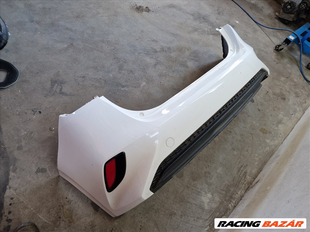 Kia Ceed III hátsó lökhárító  1. kép