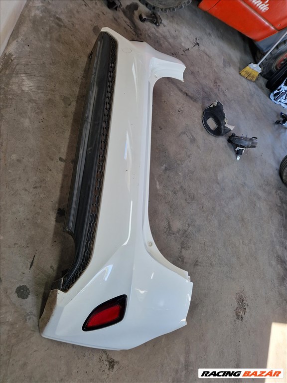 Kia Ceed III hátsó lökhárító  4. kép