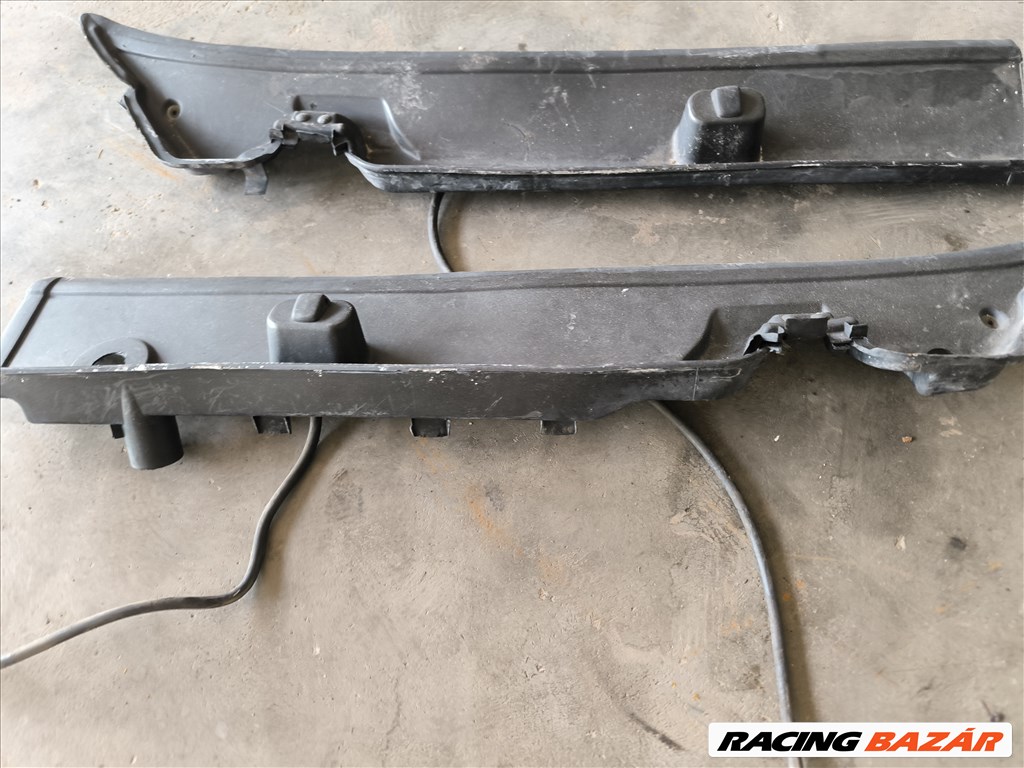 Fiat DUCATO Citroen JUMPER Peugeot BOXER 06 Levélfogó műanyag rács 4315 1306178070 1306177070 4. kép