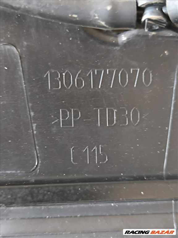 Fiat DUCATO Citroen JUMPER Peugeot BOXER 06 Levélfogó műanyag rács 4315 1306178070 1306177070 8. kép
