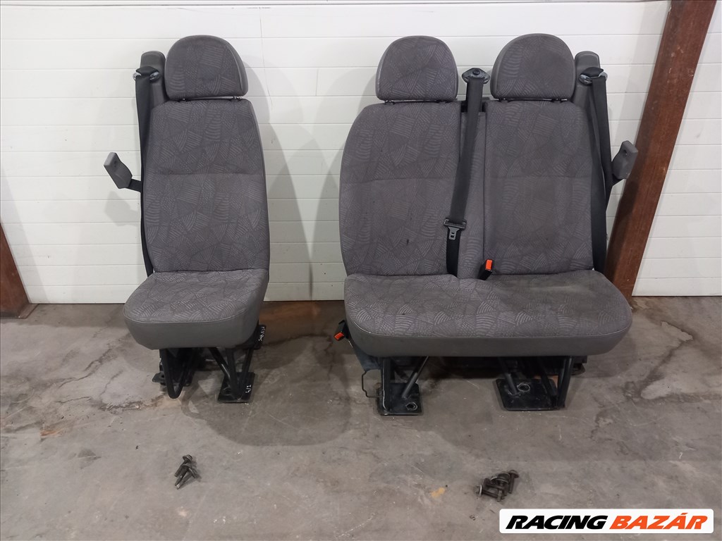 Ford Transit Tranzit MK6 MK7 00 Hátsó középső hármas ülés üléssor 1564 1c15b60026vbzu0k 1c15b60027bzzu0k 1. kép