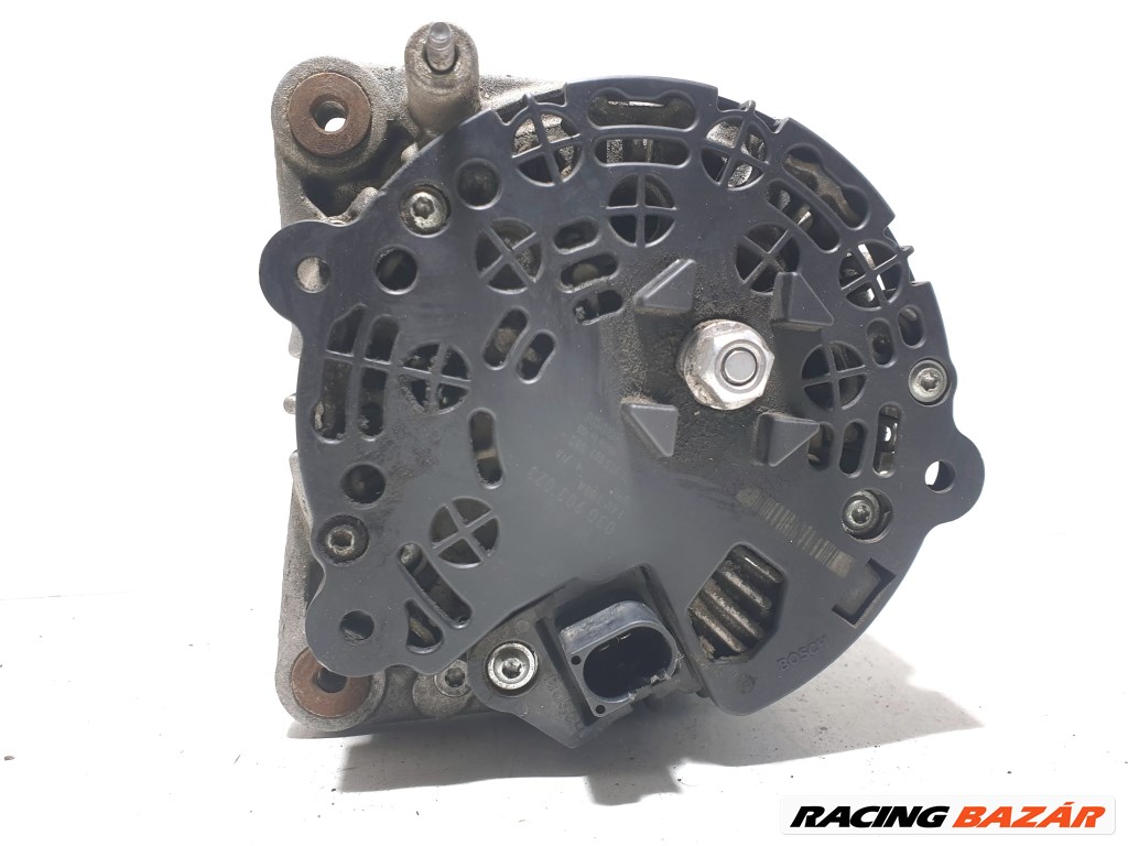 Volkswagen Passat B6 B6 / B7 generátor  03g903023 2. kép
