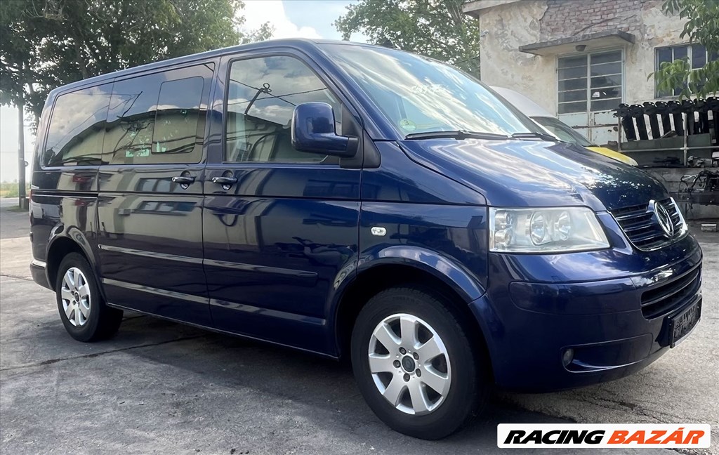 Volkswagen Transporter T5 MULTIVAN 2,5 TDI  bontott alkatrészei 7. kép