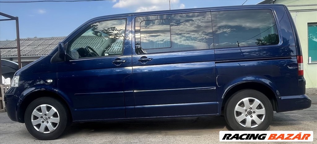 Volkswagen Transporter T5 MULTIVAN 2,5 TDI  bontott alkatrészei 11. kép