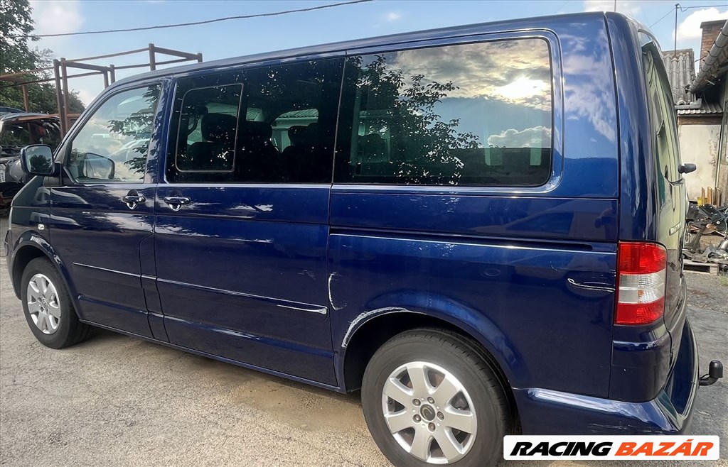 Volkswagen Transporter T5 MULTIVAN 2,5 TDI  bontott alkatrészei 12. kép