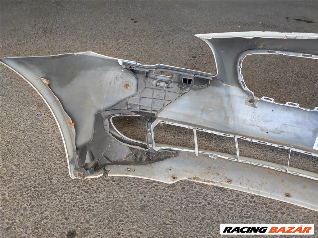 BMW 5-ös sorozat F10/F11 első lökhárító , facelift előtti , sérült , mosós , radaros 5. kép